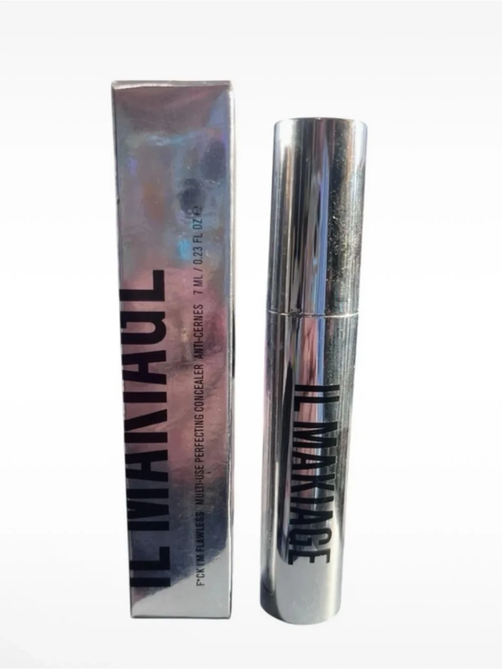 Il Makiage #9 F*ck I’m Flawless Perfecting Concealer #9- 7mL/0.23 fl oz